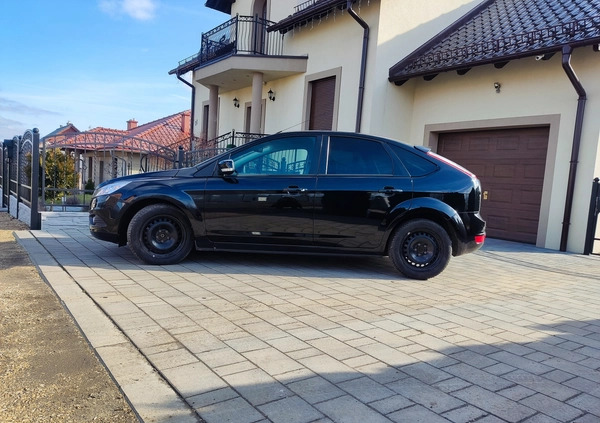 Ford Focus cena 16500 przebieg: 193000, rok produkcji 2010 z Lubliniec małe 781